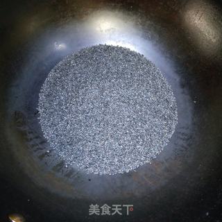 黑芝麻双色馒头的做法步骤:5