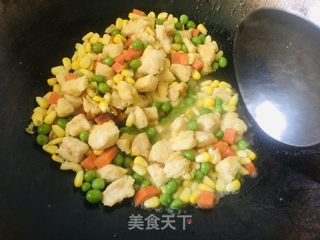 玉米青豆滑鸡丁的做法步骤：10