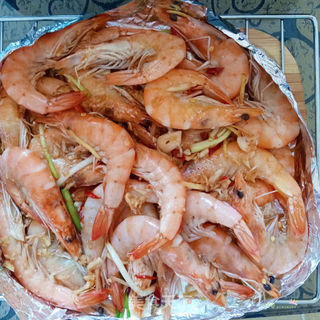 锡纸烤大虾 蒜香青虾 烤箱虾子 烤箱菜的做法步骤:13