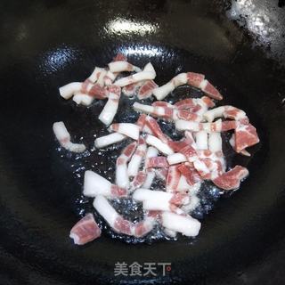 青椒肉丝炒韭黄的做法步骤：4