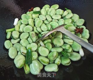 葱焖蚕豆的做法步骤:5