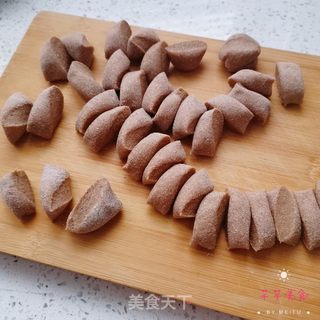黑全麦韭菜鸡蛋蒸饺的做法步骤:10