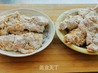 脆皮炸鸡翅的做法步骤:4