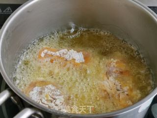 脆皮炸鸡翅的做法步骤:5