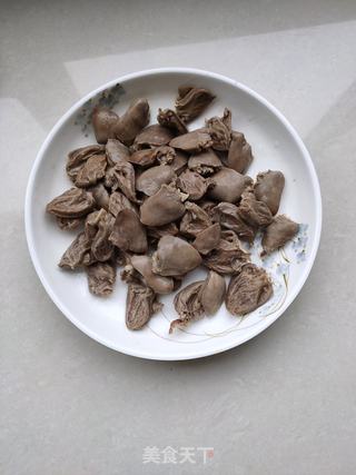 酸辣鸡心的做法步骤：5