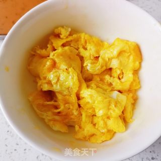 西红柿炒鸡蛋的做法步骤：5