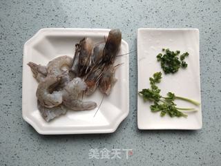 鲜掉眉毛的汤——紫菜虾片汤的做法步骤：2