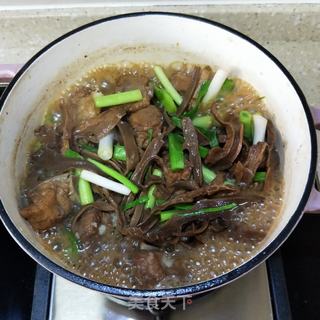 排骨焖笋干的做法步骤:11