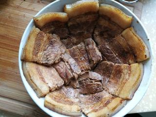 青萝卜干扣肉的做法步骤:6