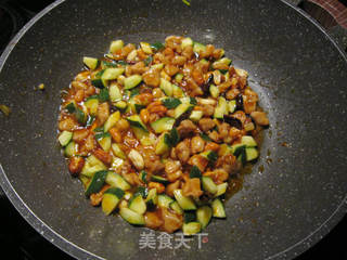 宫保鸡丁的做法步骤:16