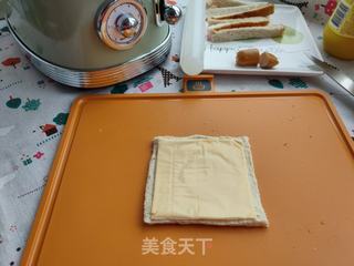 吐司芝士热狗的做法步骤:4