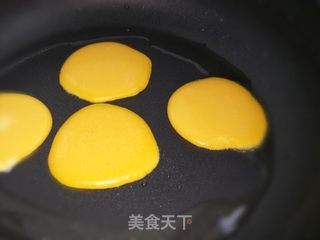 南瓜鸡蛋饼的做法步骤：5