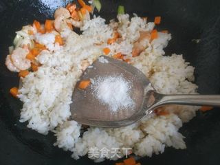 虾仁鸡蛋芝士焗饭的做法步骤：11