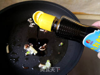黄鱼炖豆腐的做法步骤:4