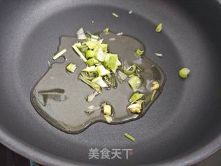 酱油肉末炒饭的做法步骤：3