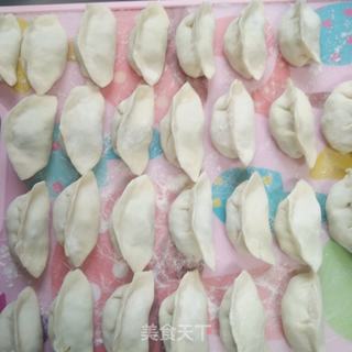 槐花猪肉水饺的做法步骤:14