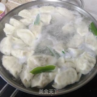 槐花猪肉水饺的做法步骤:15