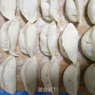 槐花猪肉水饺的做法步骤:13