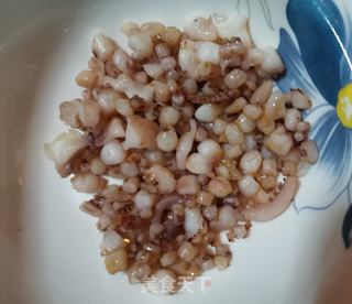 鱿鱼须炒饭的做法步骤:3