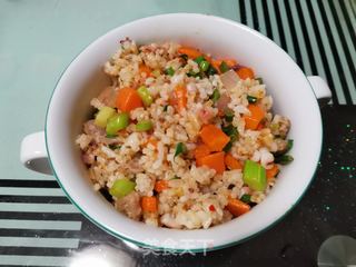 鱿鱼须炒饭的做法步骤:12