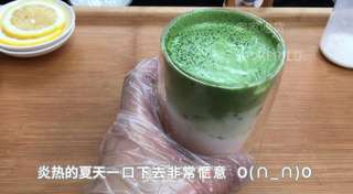 仿400次抹茶奶茶,简单快手,醇厚奶香配上抹茶清香,一口下去非常惬意。的做法步骤:8