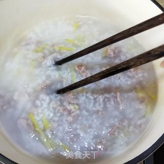 皮蛋瘦肉粥的做法步骤:9