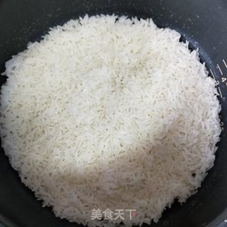 蒜苔玉米粒肉末炒饭的做法步骤:4