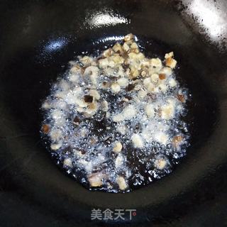 蒜苔玉米粒肉末炒饭的做法步骤：5