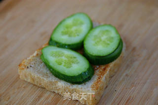 金枪鱼三明治健康减肥必备的做法步骤:7