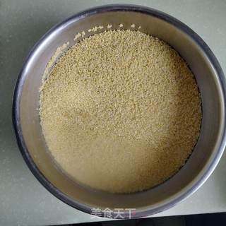 大黄米蜜枣粽子的做法步骤:2