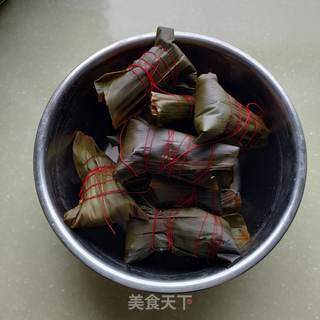 大黄米蜜枣粽子的做法步骤:10