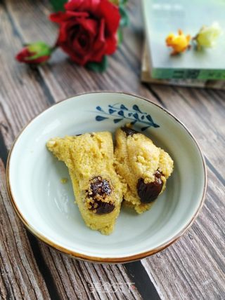 大黄米蜜枣粽子的做法步骤:13