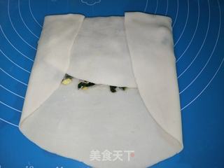烫面素馅盒子的做法步骤:6