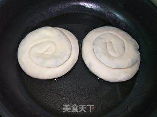 盘龙卷饼的做法步骤：7