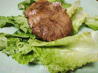 黑葡萄牛肉沙拉的做法步骤:7