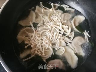 酸辣香菇白菜猪肉饺的做法步骤：9