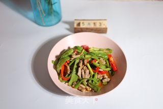 双椒炒牛肉的做法步骤：10