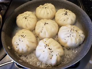 生煎大包的做法步骤:15