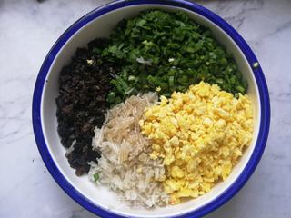 韭菜木耳鸡蛋粉条包的做法步骤:13