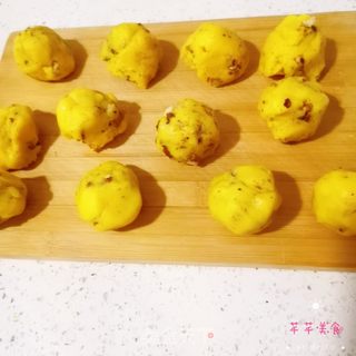 玉米面小桃酥的做法步骤:6