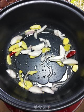 猪杂蔬菜锅的做法步骤:5