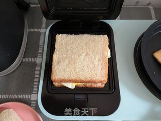 西红柿鸡蛋三明治的做法步骤:5