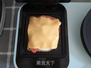 火腿奶酪三明治的做法步骤:4