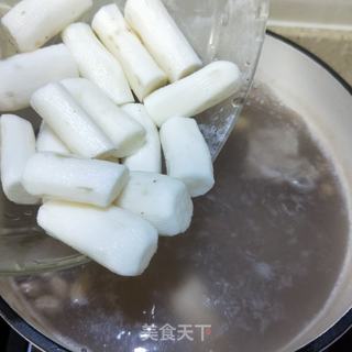山药莲子花生猪骨汤的做法步骤:6