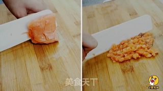 三文鱼黄金疙瘩汤的做法步骤：3