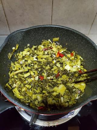 干辣椒炒酸菜的做法步骤:5