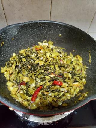 干辣椒炒酸菜的做法步骤:7