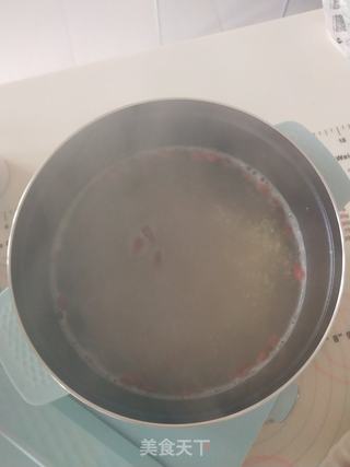 肉松鸡蛋热压土司配小米枸杞粥的做法步骤:10