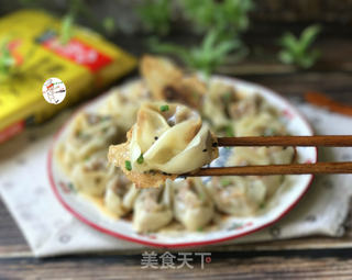 冰花虾仁大馄饨的做法步骤：11