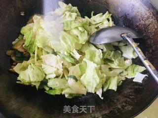 干锅手撕莲花菜的做法步骤：7